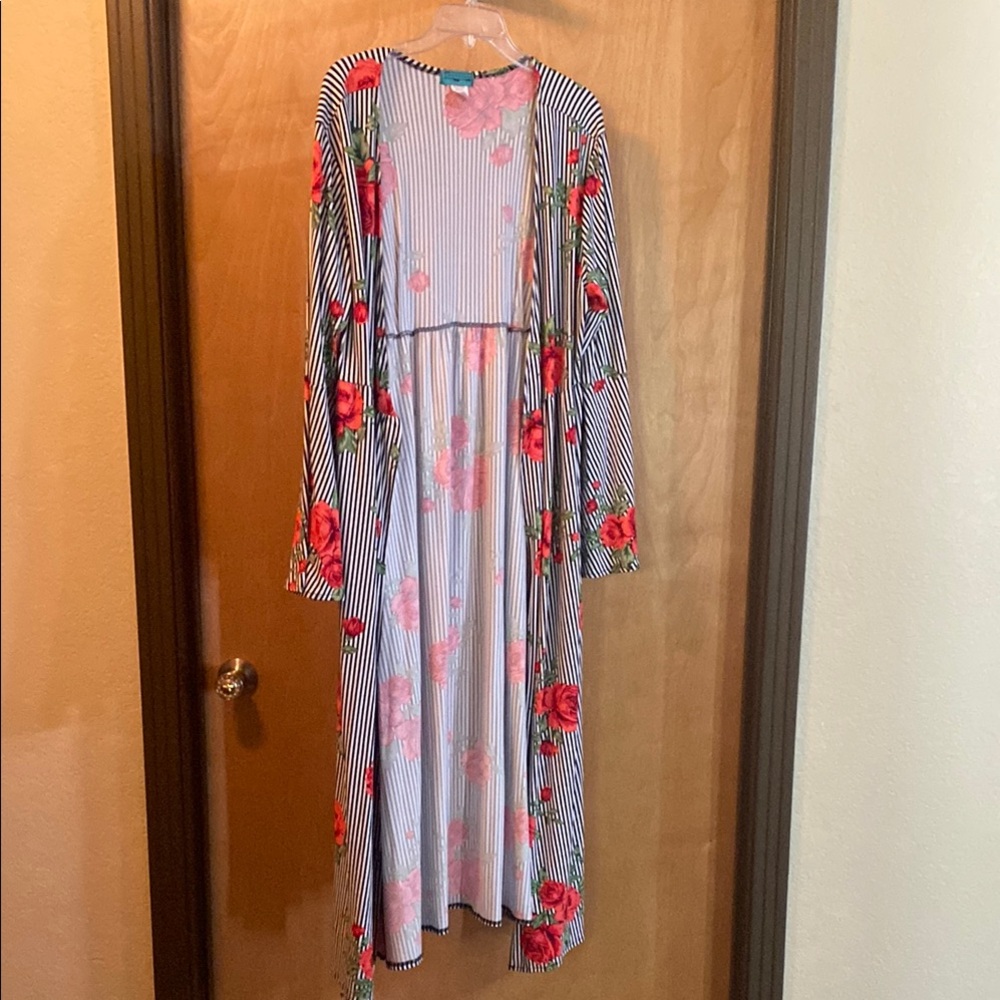 Turquoise Haven Floral Striped Kimono; Size L - Picture 2 of 5
